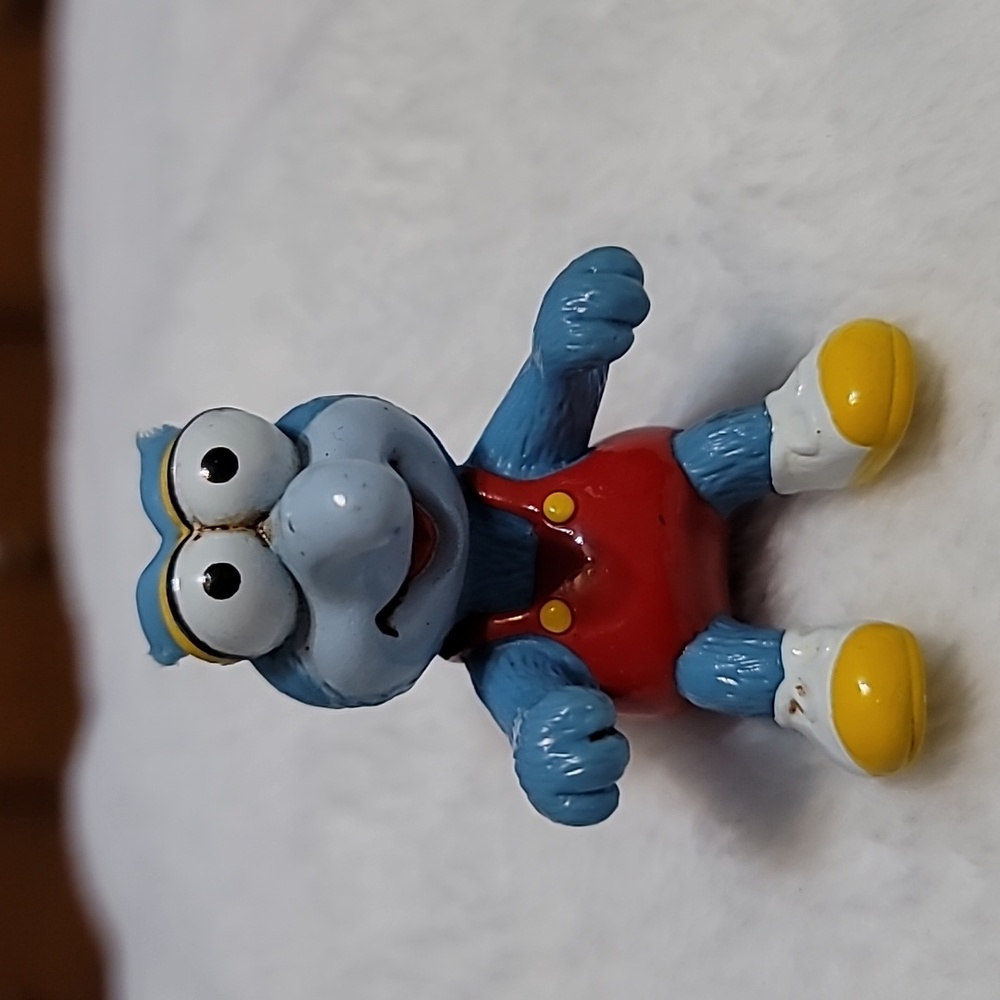 1986 McDonald's Muppet Babies Baby Gonzo 2" Tall Toy Figure